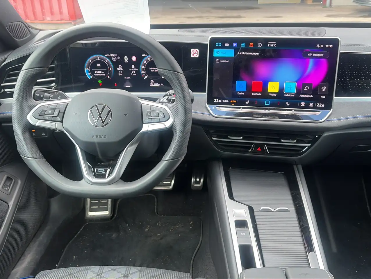 Volkswagen Passat Variant 2.0 TDI DSG R Line*KeyGo*IQ Light 14