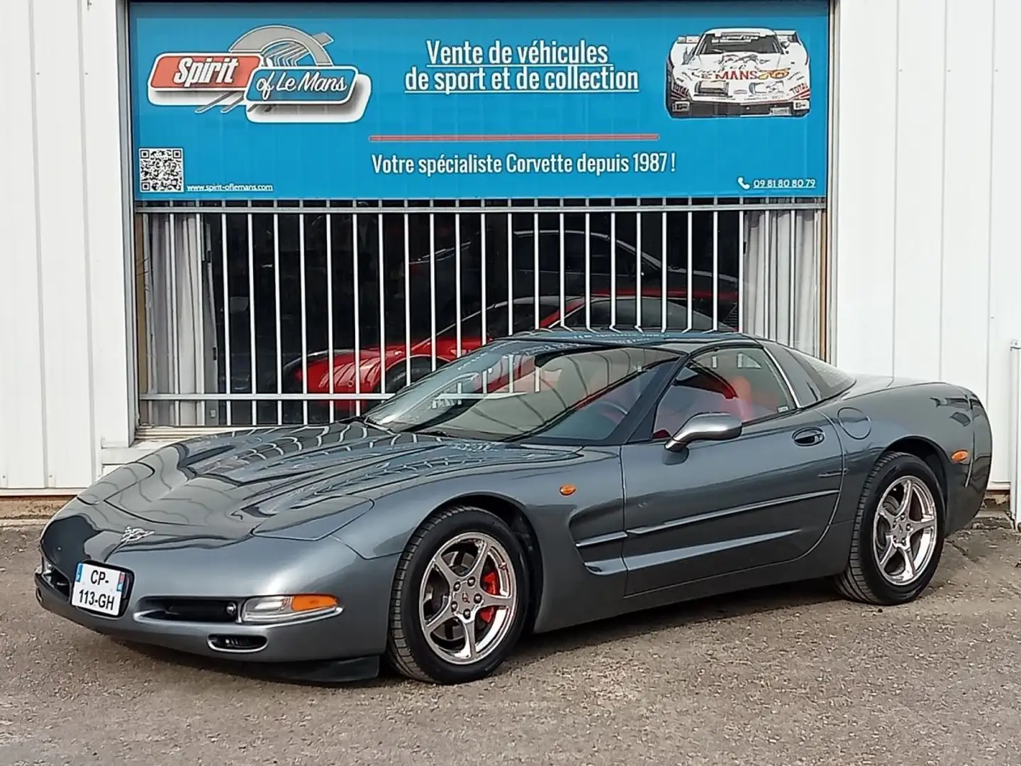 Chevrolet Corvette coupe 2003 (50th) Medium Spiral Gray. - 1