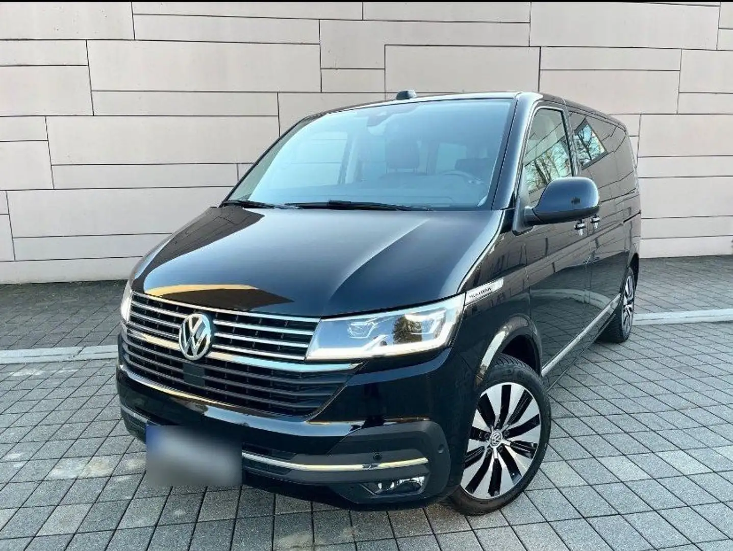 Volkswagen T6.1 Multivan Multivan T6.1 Kurz DSG Highline Negru - 1