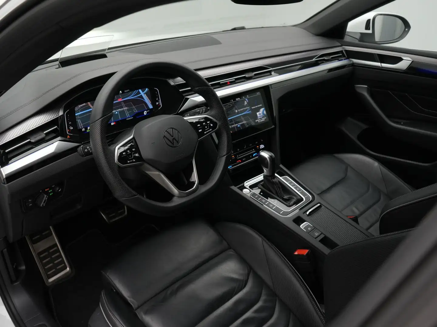 Volkswagen Arteon Shooting Brake 1.4 TSI 218 pk DSG eHybrid R-Line B Wit - 2