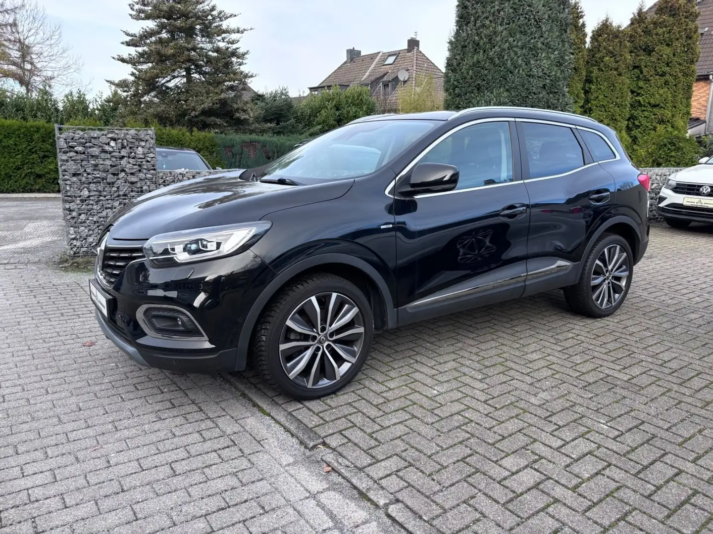 Renault Kadjar Bose Edition 1.Hd.Sitzh. Navi LED AHK Schwarz - 2