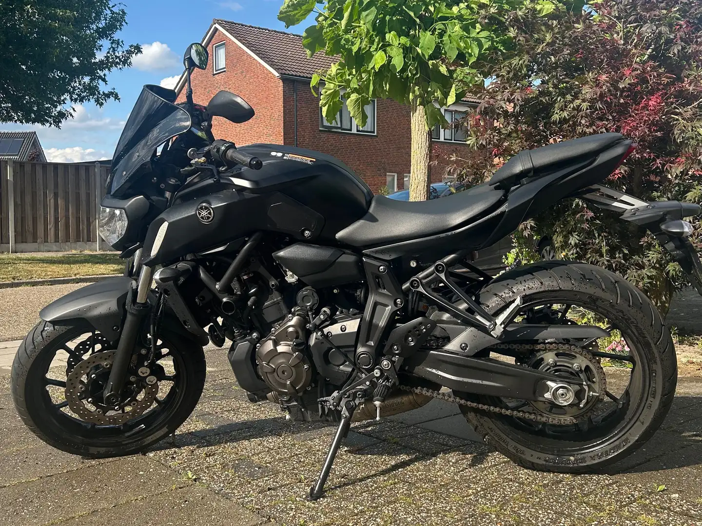 Yamaha MT-07 Tech Black Akrapovic A2 35KW Zwart - 1