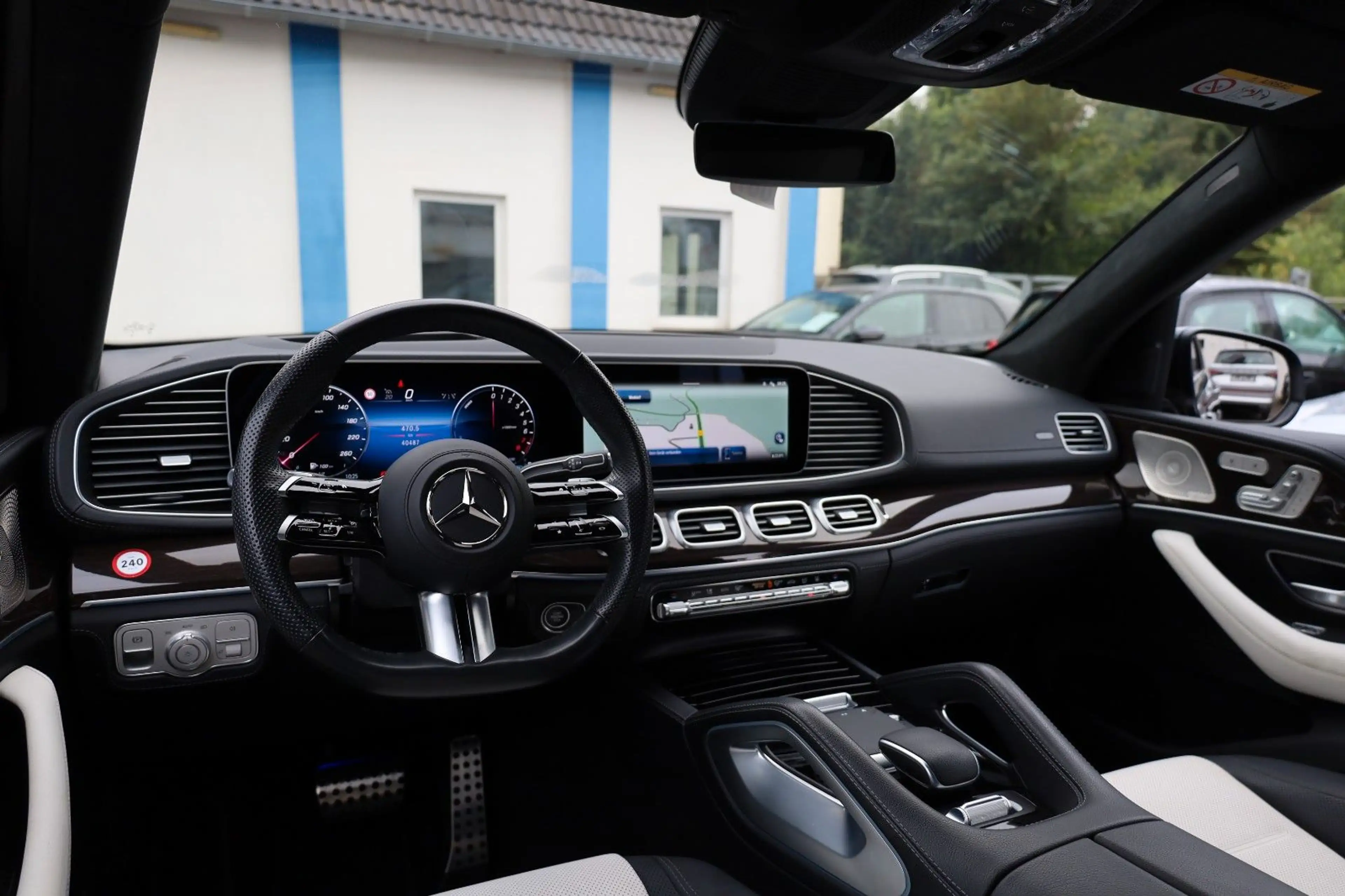 Mercedes-Benz GLE 400 e 4M/3xAMG/PANO/360°/AIRMATIC/BURM/VOLL/ — photo 8