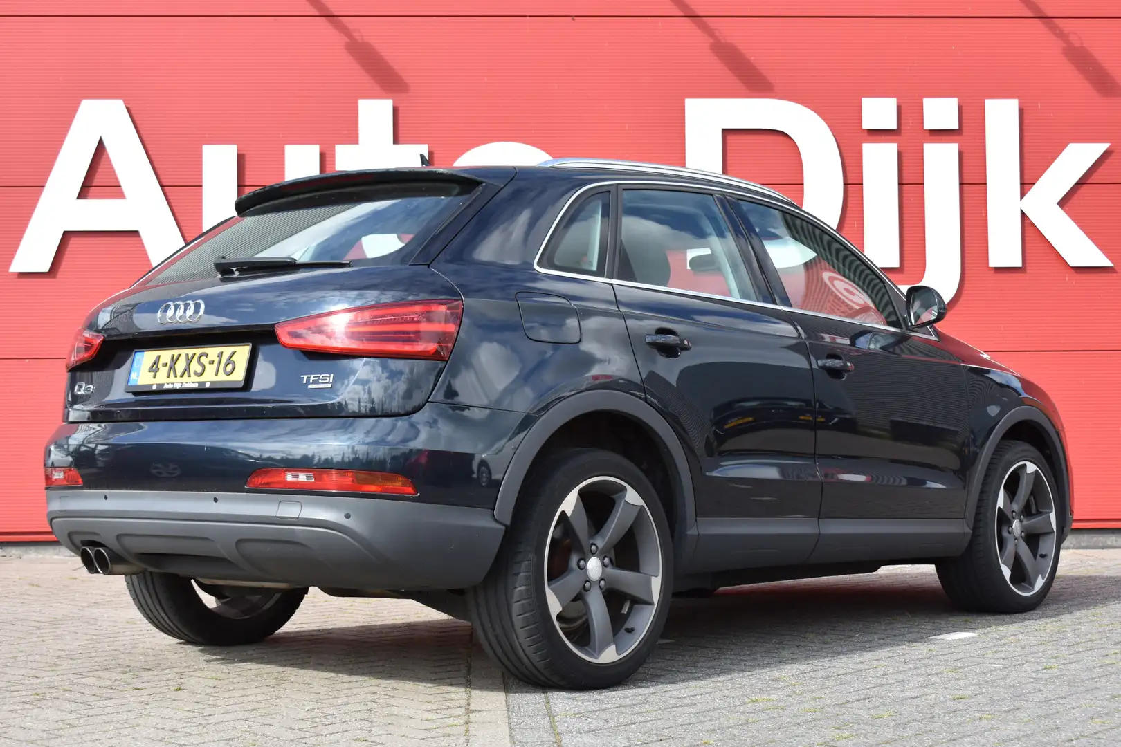 Audi Q3 2.0 TFSI quattro Business Edition Automaat | Bi-Xe Blau - 2