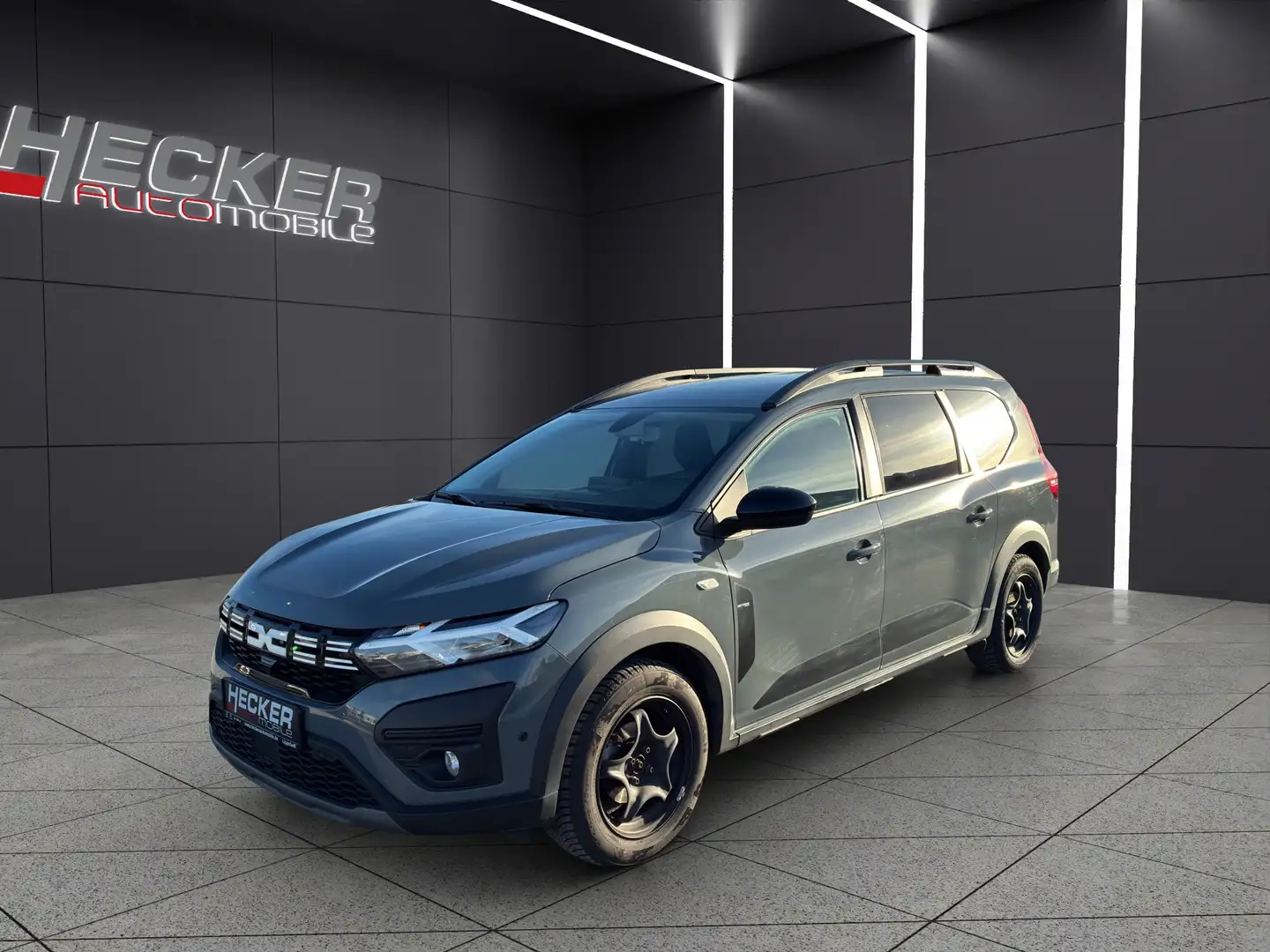 Dacia Jogger 1.0 TCe 100 ECO-G Extreme Grau - 1