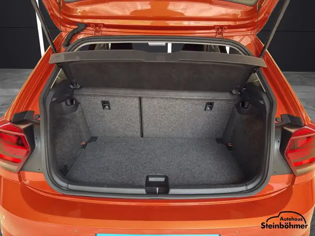 Volkswagen Polo view 6