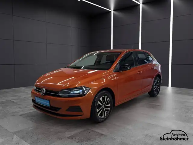 Volkswagen Polo view 2
