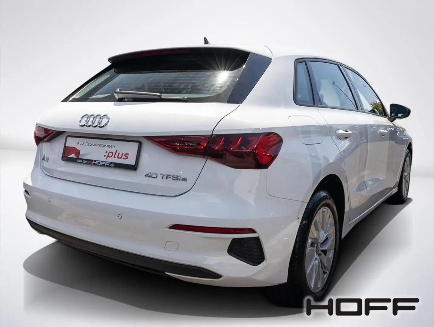 Audi A3 40 TFSI e-tron AHK LED SH GRA Navi Plus 17Zoll Alu Weiß - 2