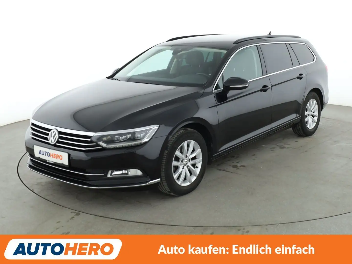 Volkswagen Passat 2.0 TDI Comfortline BlueMotion Aut.*NAVI* Schwarz - 1
