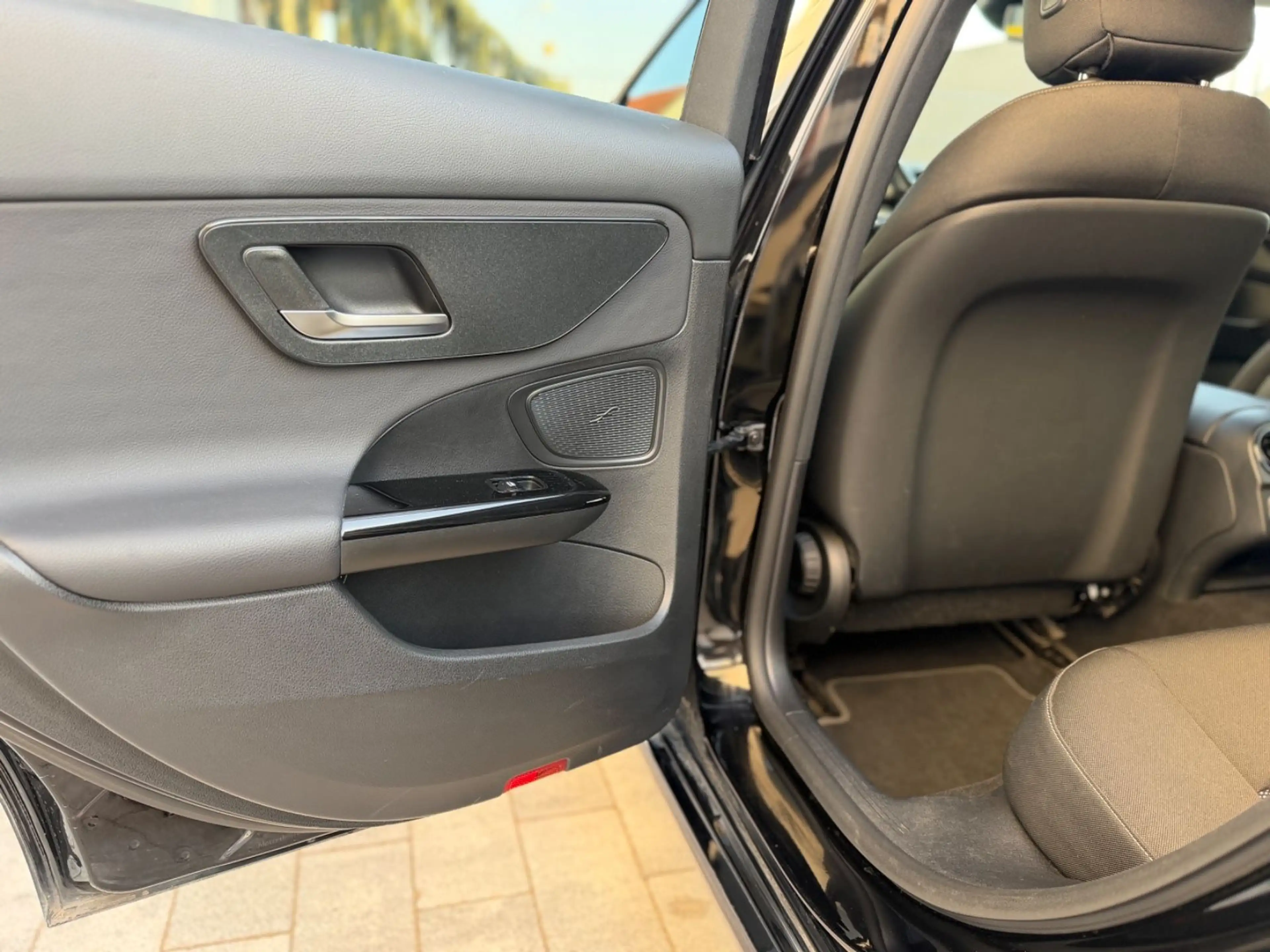 Mercedes-Benz C 220 T d Avantgarde /AHK/LED/KAMERA/BURMESTER — photo 10