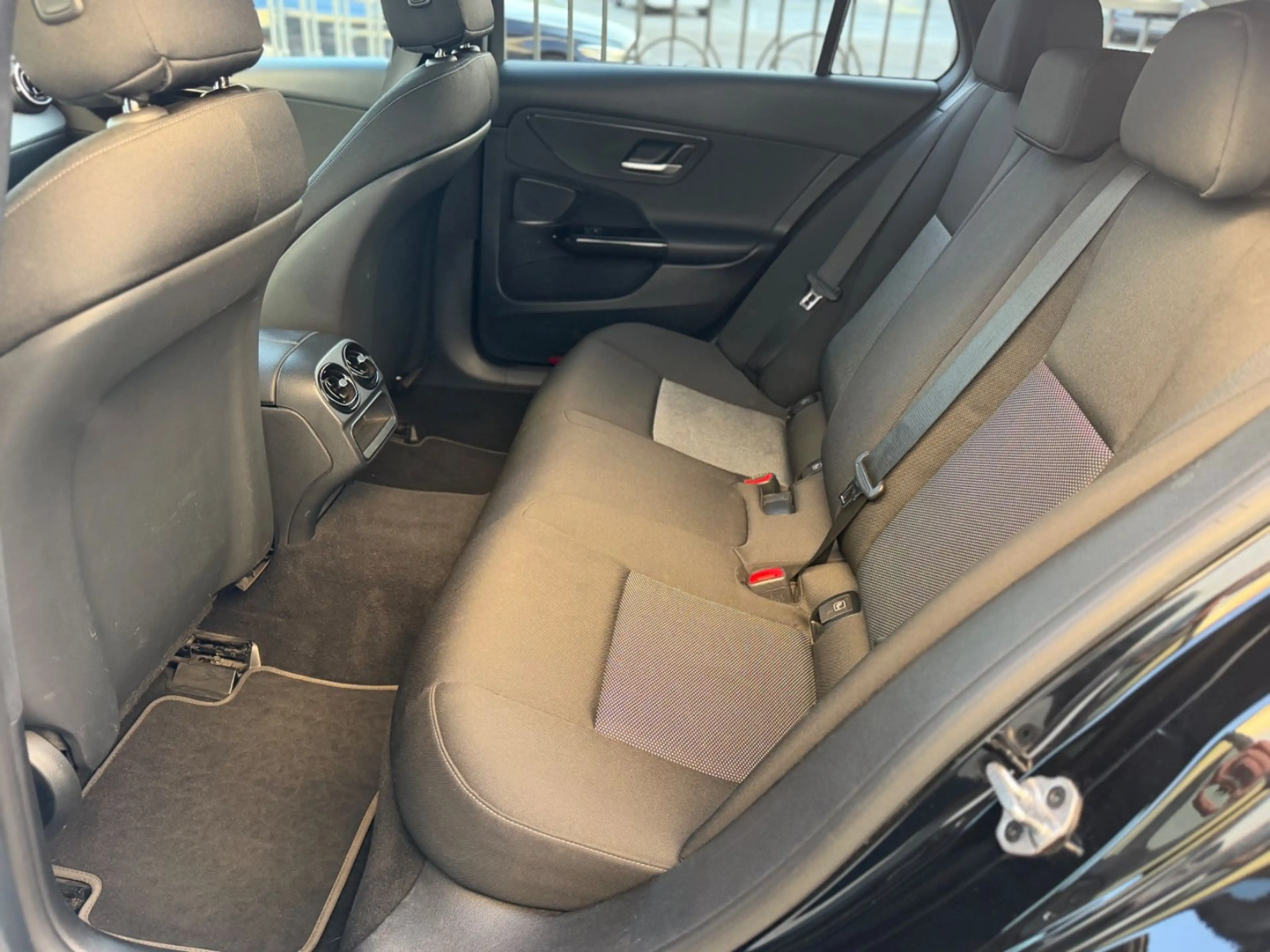 Mercedes-Benz C 220 T d Avantgarde /AHK/LED/KAMERA/BURMESTER — photo 11