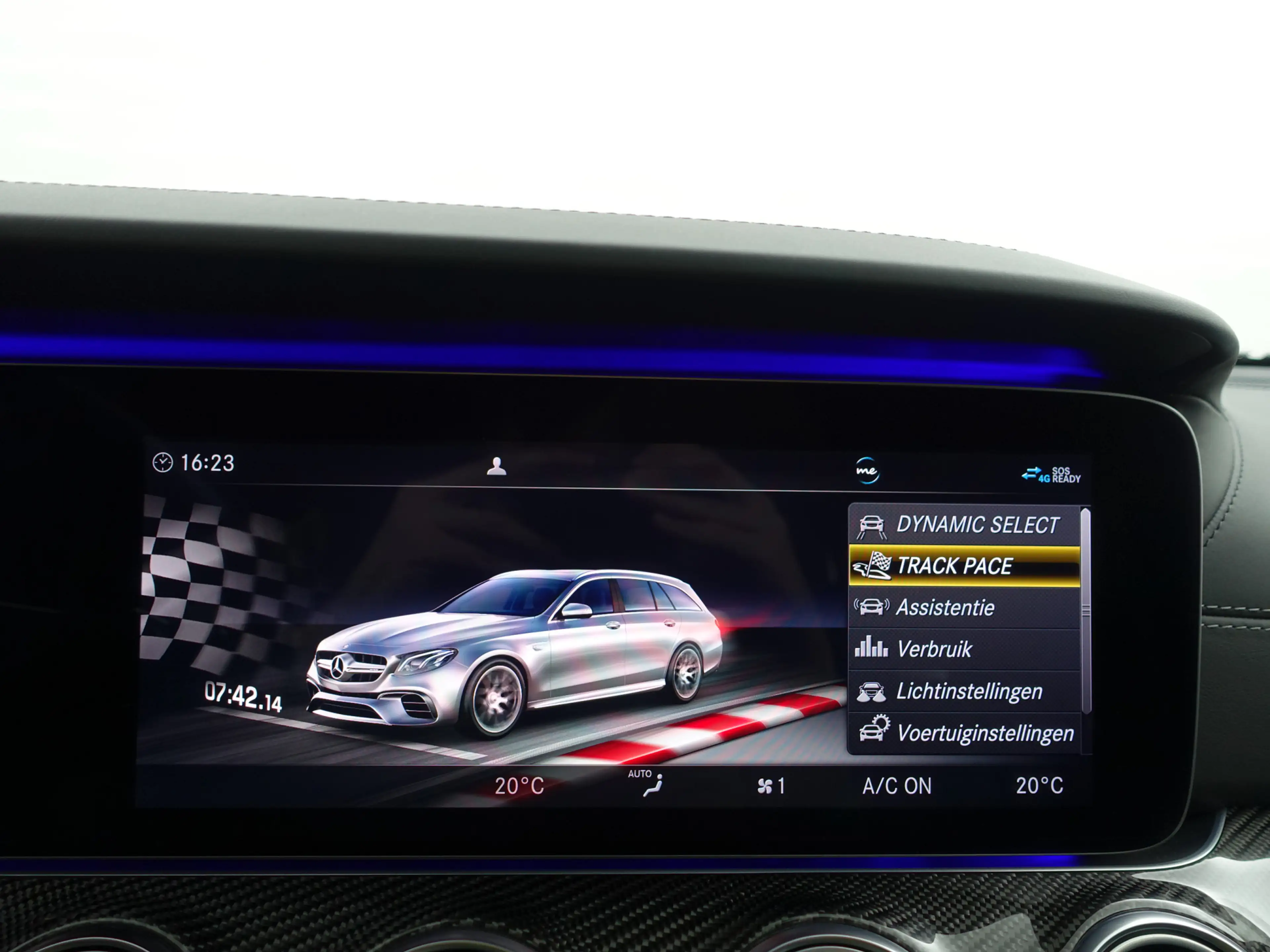 Mercedes-Benz E 63 AMG Estate S 4MATIC Premium Plus AMG Performace 612pk — photo 11