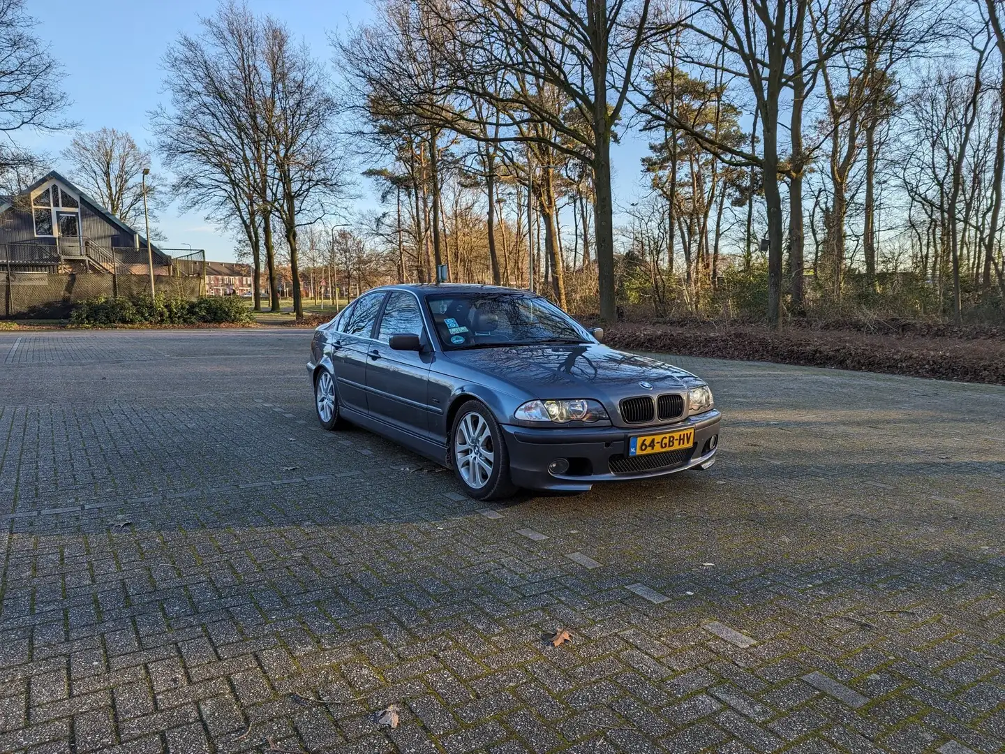 BMW 330 330i Executive Grey - 1