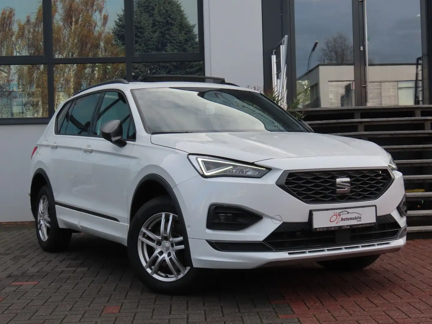 SEAT Tarraco 2.0 TDI Autom. Leder Standheizung 7Sitze Weiß - 1