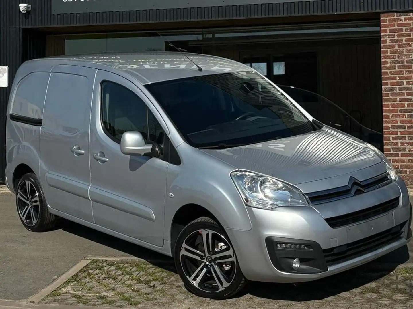 Citroen Berlingo Grijs - 1