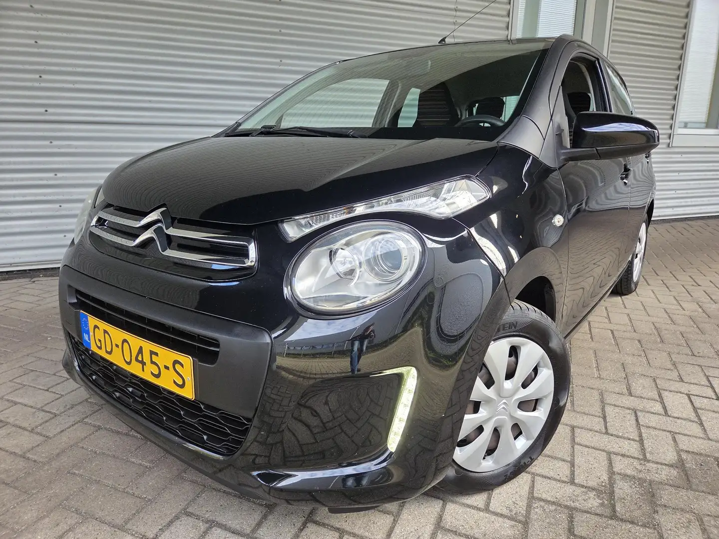 Citroen C1 1.0 e-VTi Feel Zwart - 2
