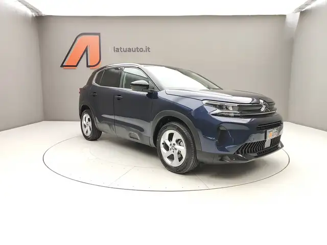 Citroen C5 Aircross view 3