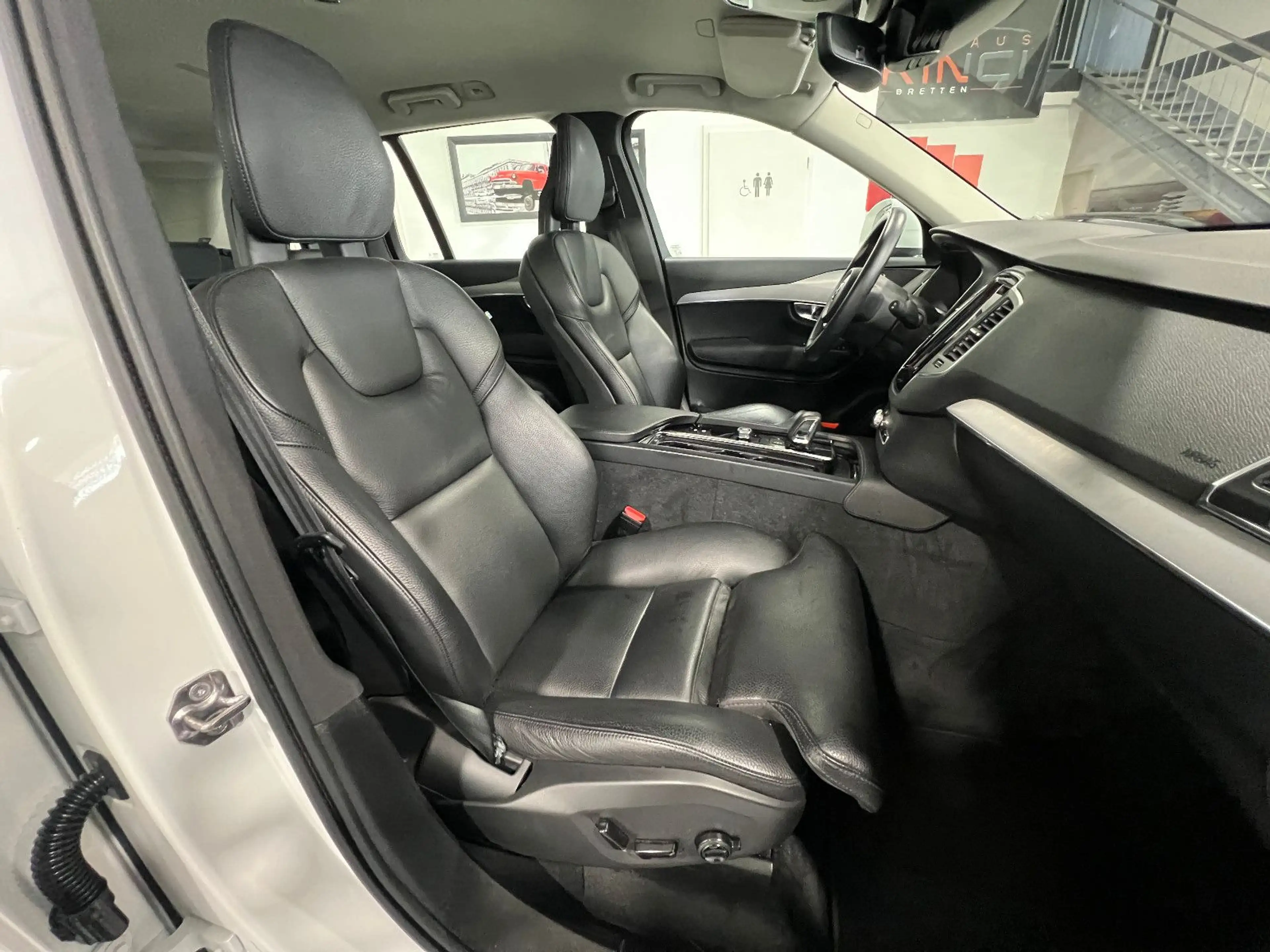 Volvo XC90 2.0 D AWD Automatik **Navi*Kamera*LED** — photo 15