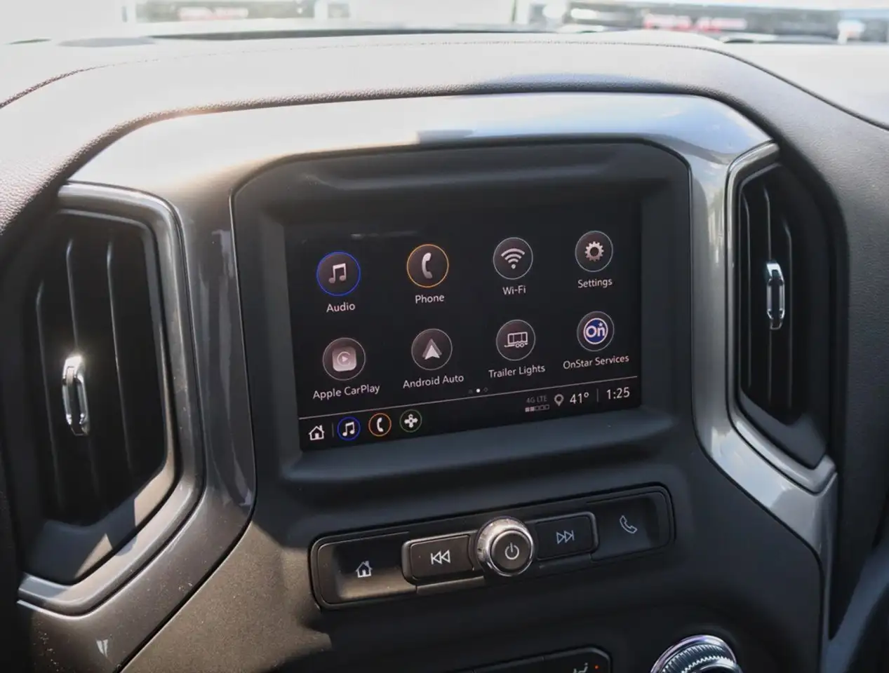 GMC Sierra 1500 снимка GMC Sierra 1500