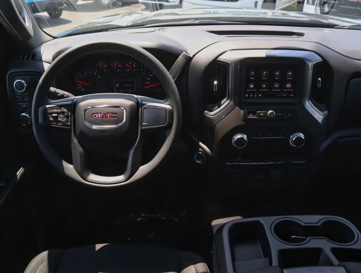 GMC Sierra 1500 снимка GMC Sierra 1500