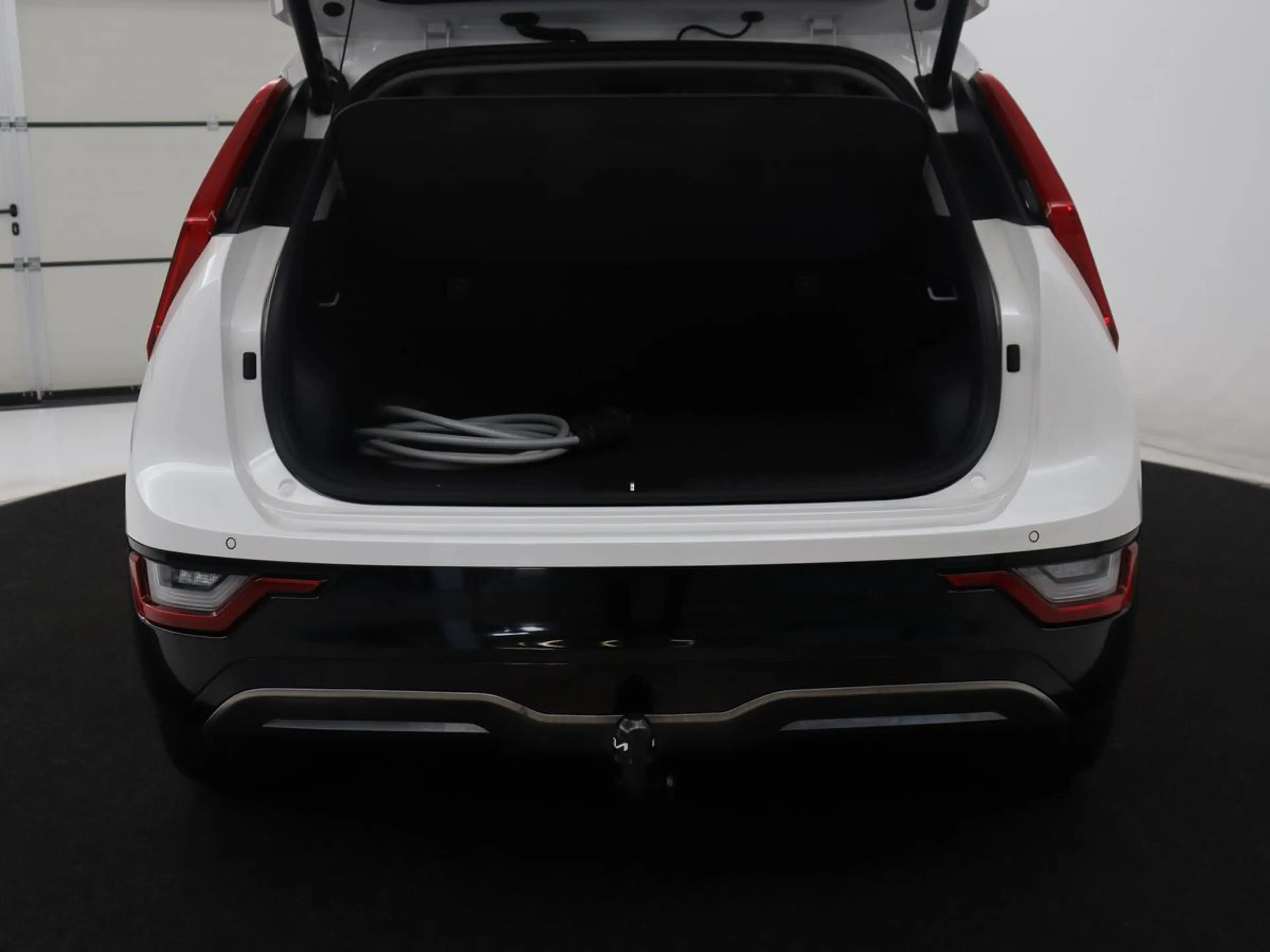 Kia e-Niro EV DynamicPlusLine 64.8 kWh | SOH 95,8% | Panorama — photo 10