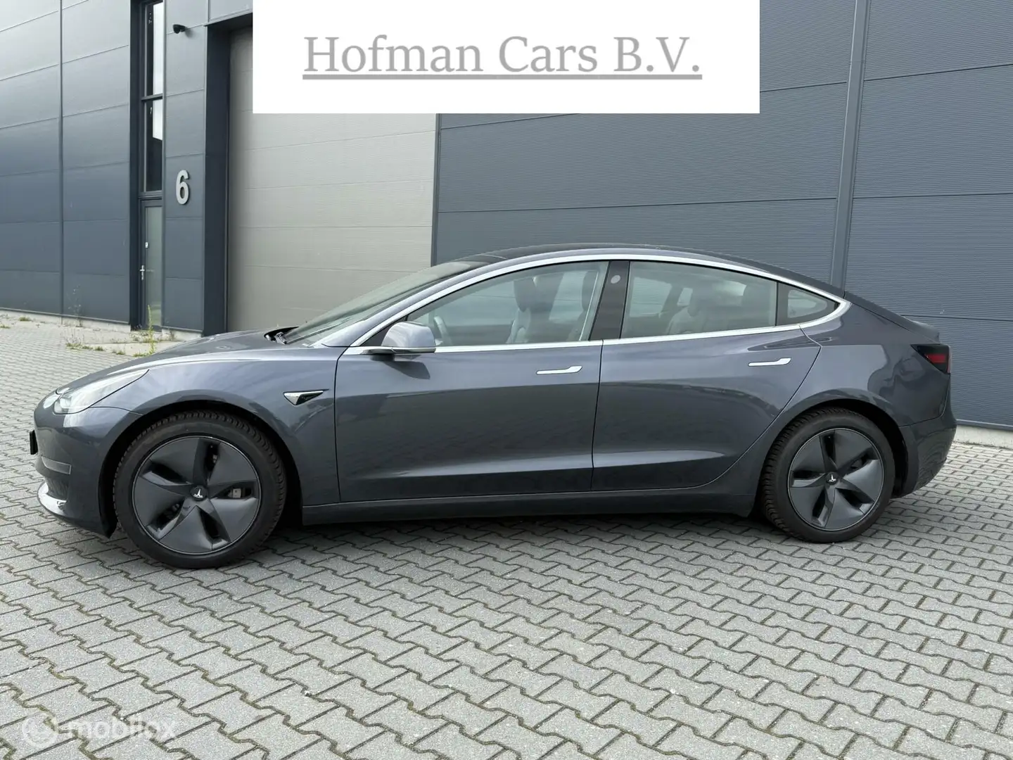 Tesla Model 3 Long Range Dual MOTOR AWD 75 kWh Grijs 2019 Incl. Grijs - 2