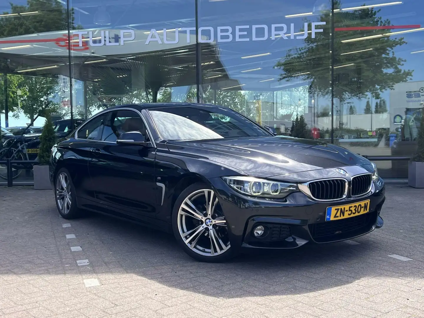 BMW 420 4-serie Coupé 420i High Executive M Sport Dak Deal Zwart - 2