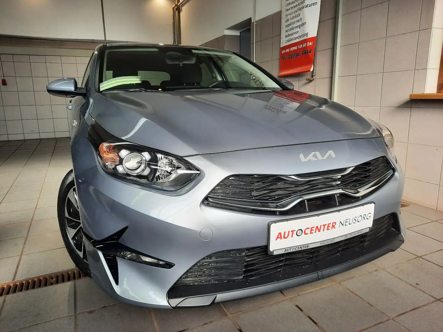 Kia Ceed / cee'd 1.5 T-GDI  Navi Sitzheizung Zilver - 1