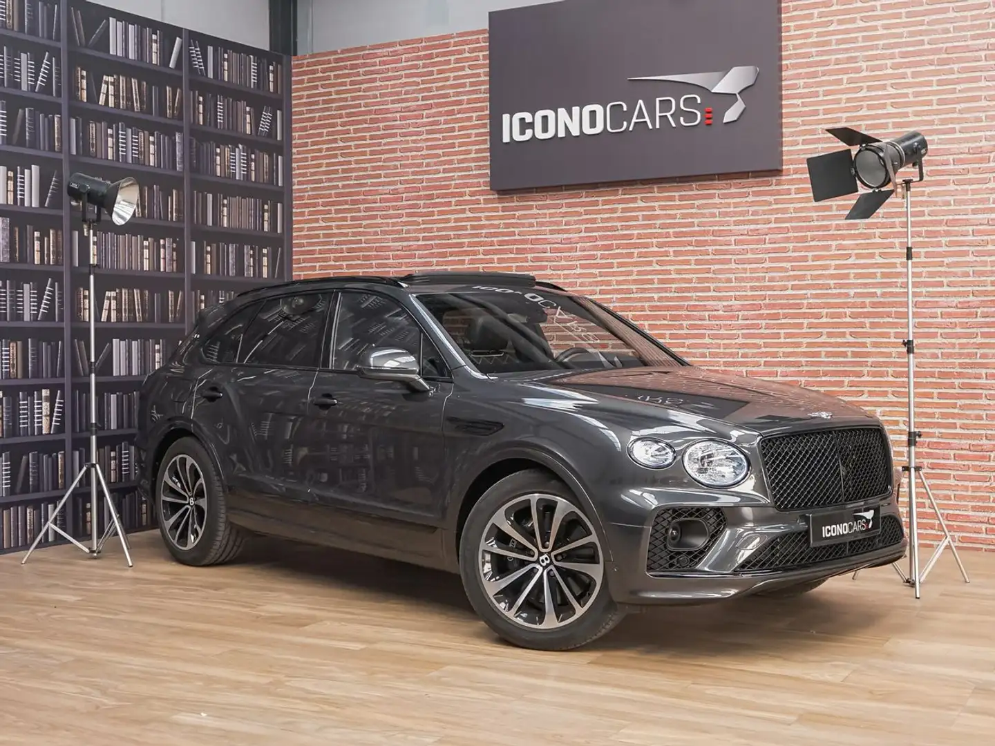Bentley Bentayga 4.0 V8 4WD AUTO - 1