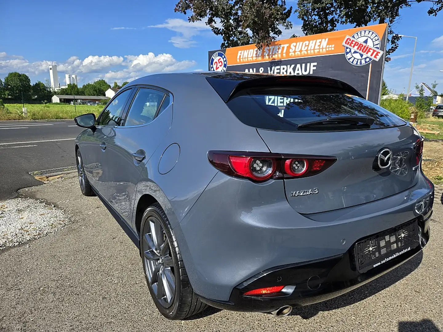Mazda 3 Mazda3 Skyactiv-D116 Comfort+ Grijs - 2