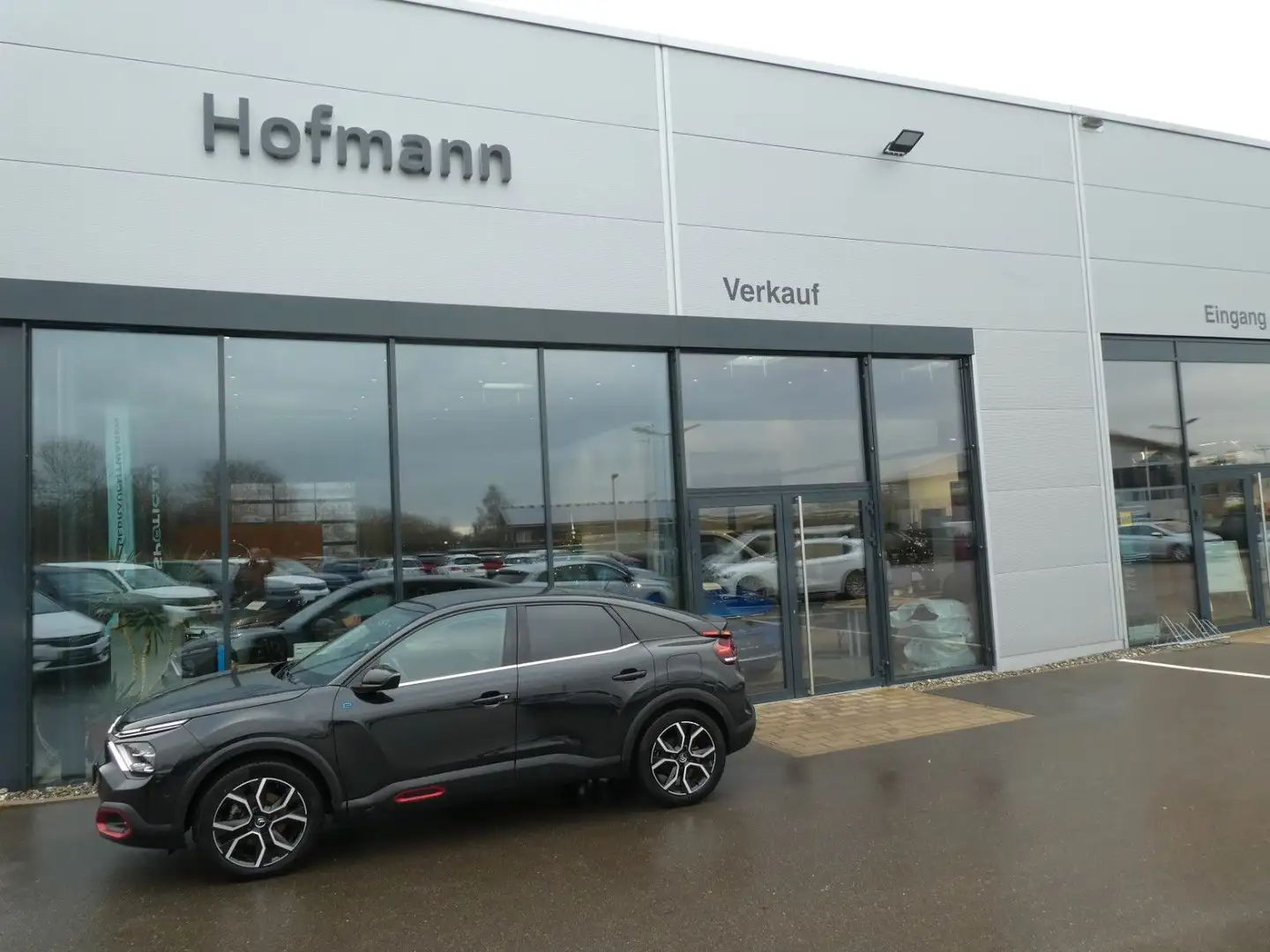 Citroen C4 Lim. ë- Shine, Klima, Kamera, Navi, SHZ, BT Zwart - 1