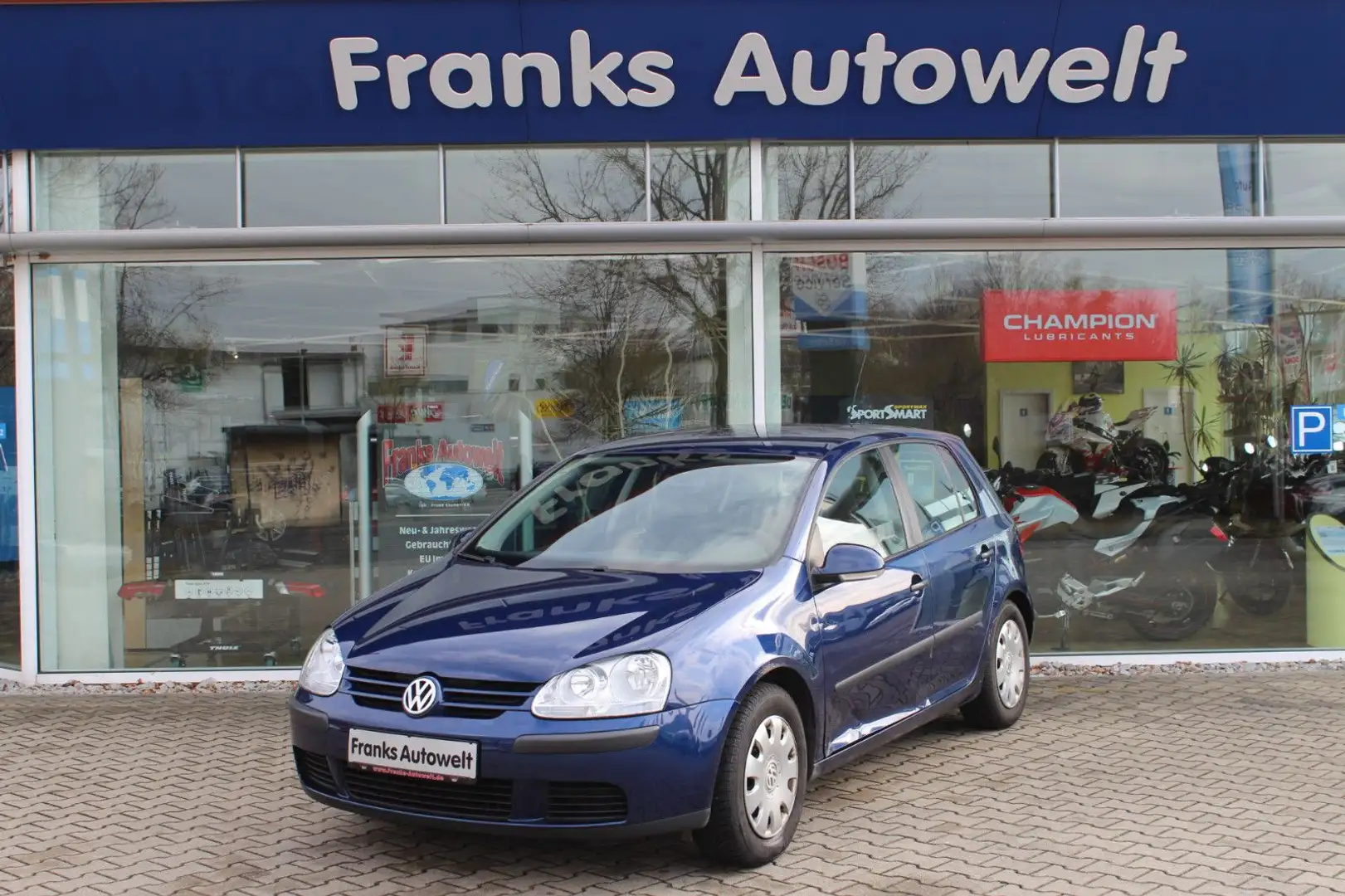 Volkswagen Golf V Lim. Trendline Blau - 1