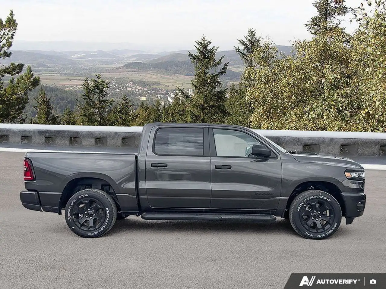 RAM 1500 photo RAM 1500