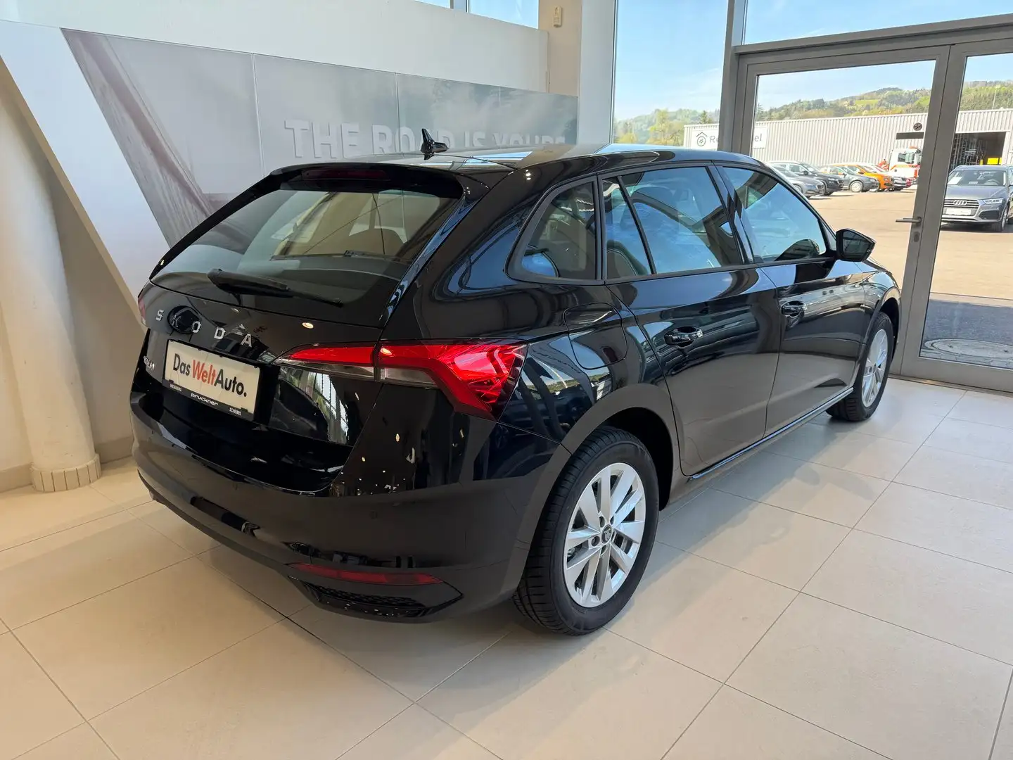 Skoda Scala Selection TSI Schwarz - 2