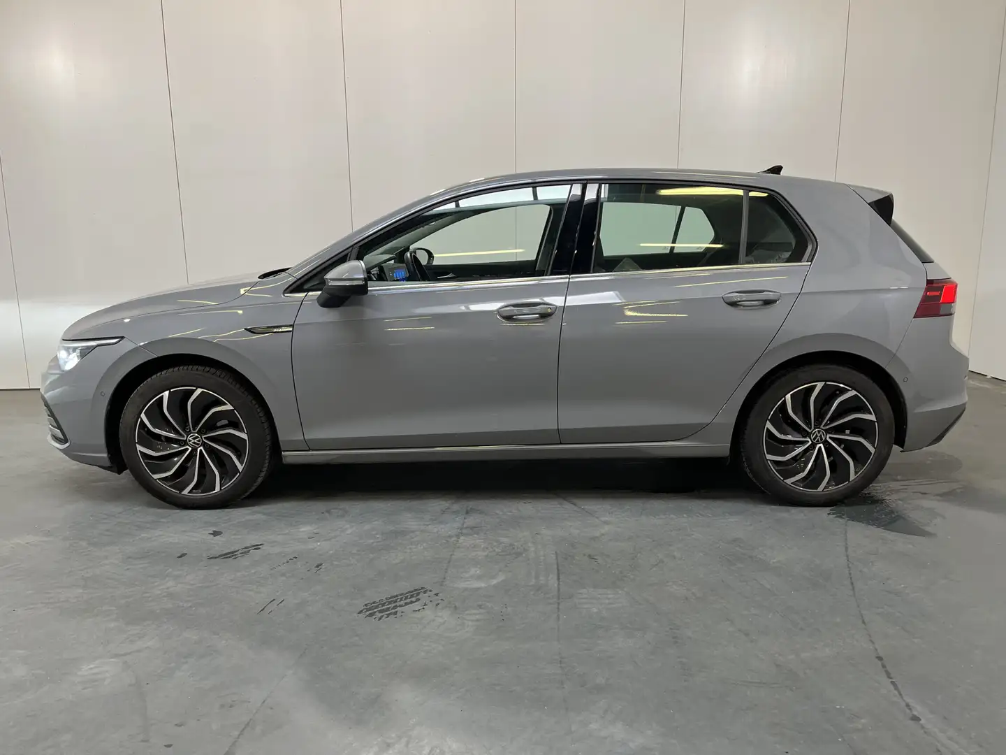 Volkswagen Golf 1.5 TSI Style / HARMAN KARDON/ ELEKTR. STOEL/ KEYL Gris - 2