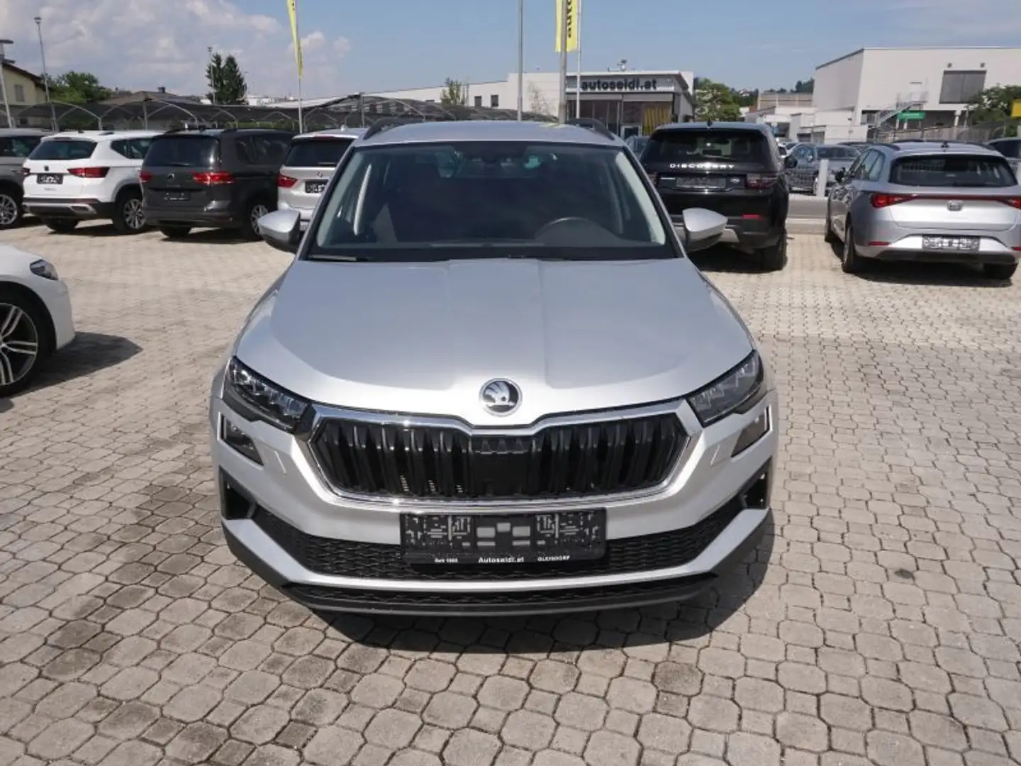 Skoda Karoq 2,0 TDI Ambition *2023er+VIRTUAL+AHV* Silber - 2