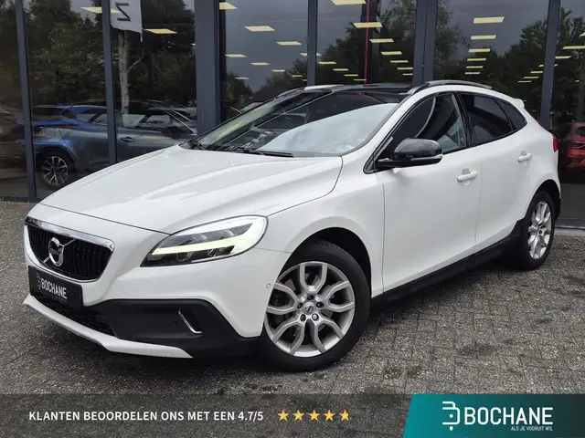 Volvo V40 Cross Country 1.5 T3 Polar+ Luxury | Leder | Harmon/Kardon | Dak