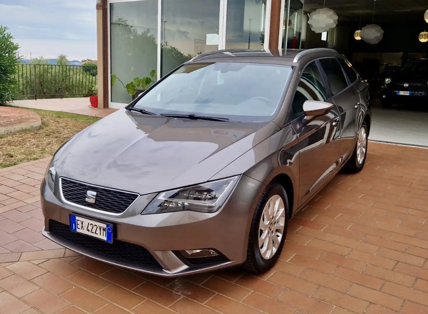SEAT Leon Leon III 2013 ST ST 1.4 tgi Business (navi) s Grigio - 1