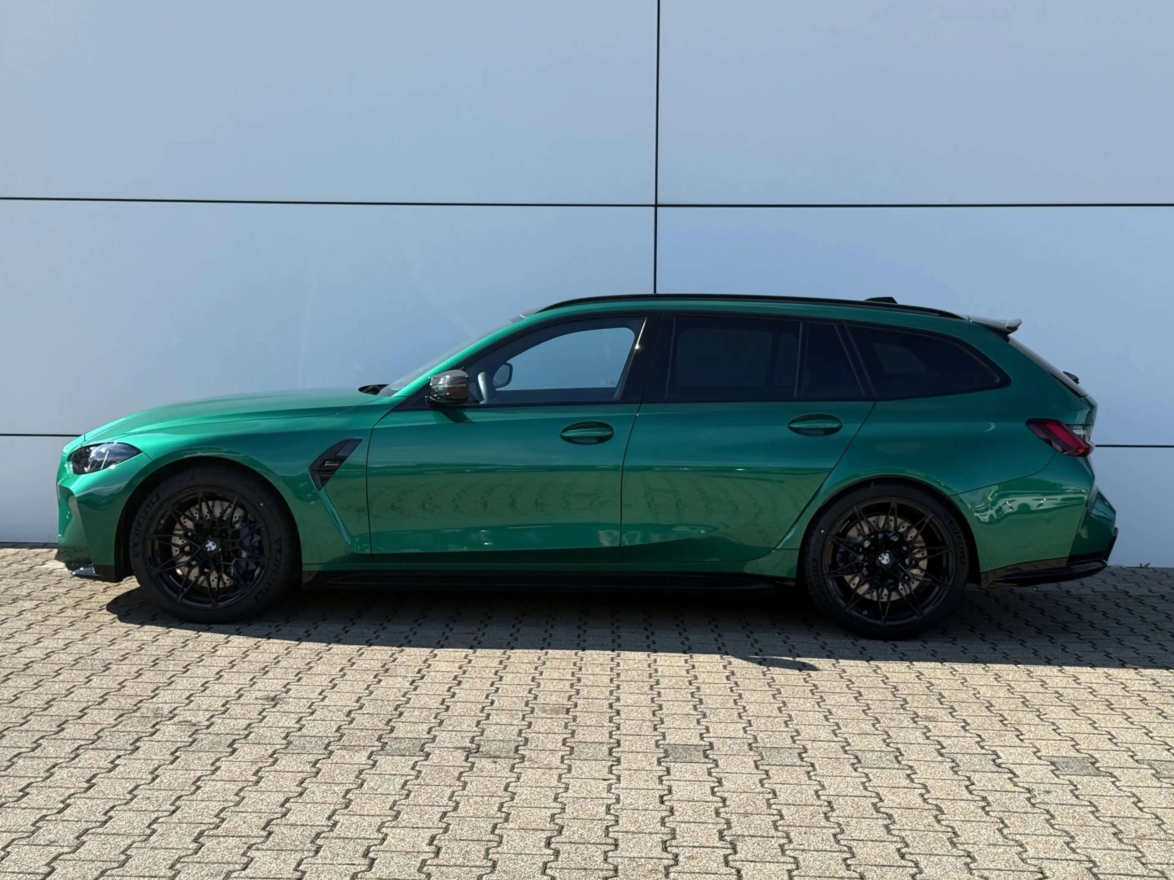 BMW M3 Competition M xDrive Touring LED+LenkHZ+H&K — photo 3
