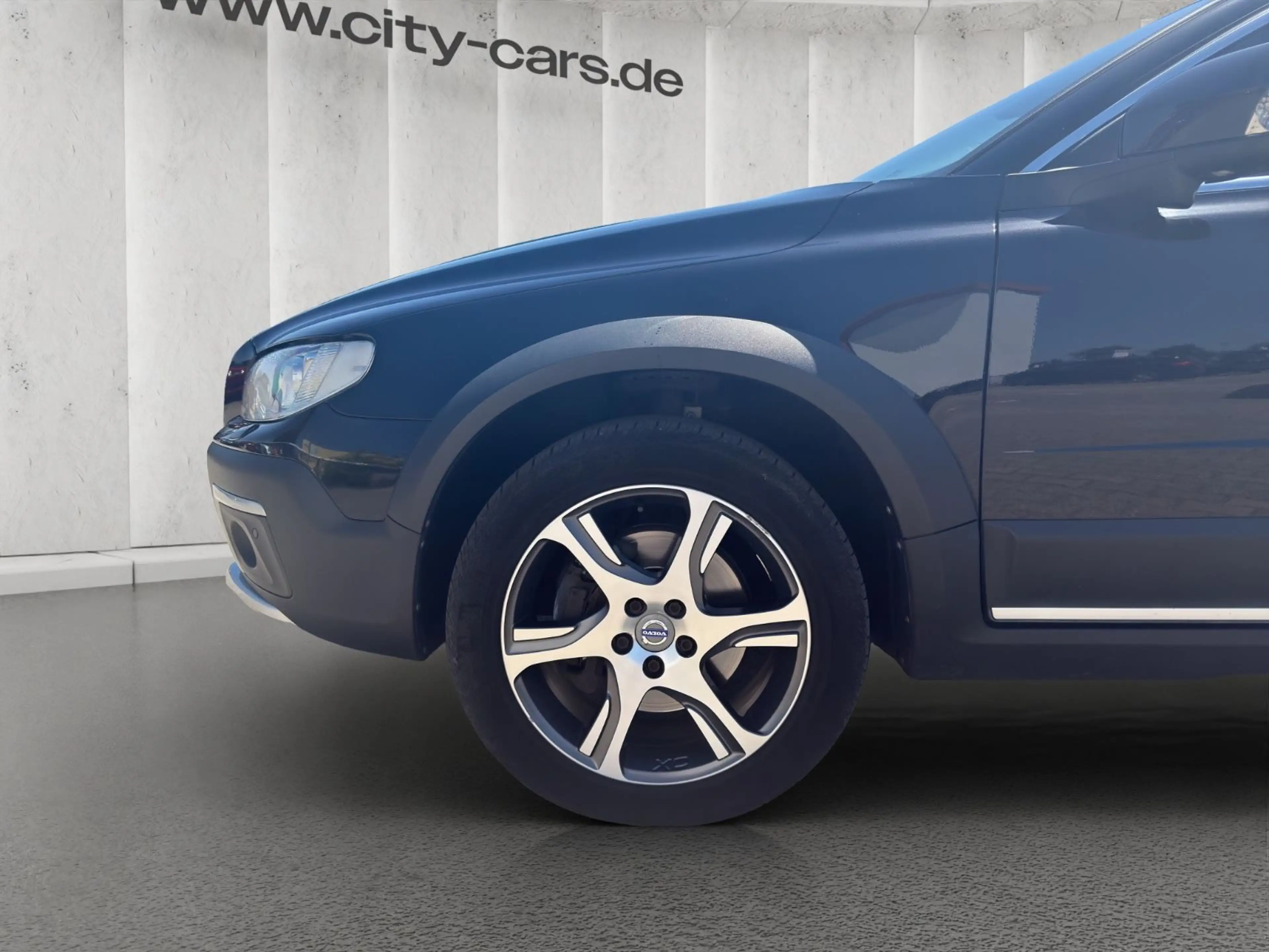 Volvo XC70 Summum AWD*Autom.*Bi-Xenon*Standhzg.*Leder — photo 10