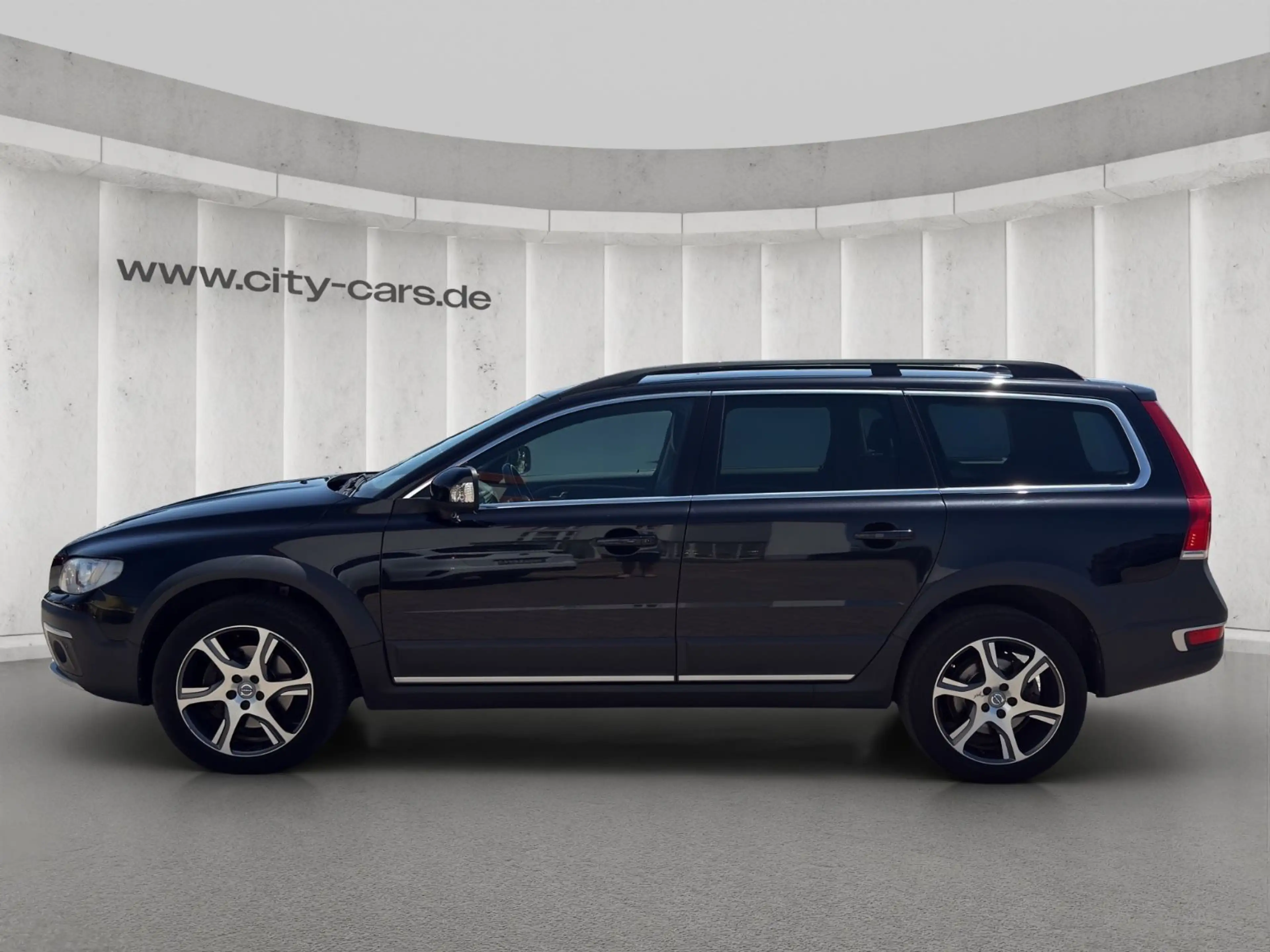 Volvo XC70 Summum AWD*Autom.*Bi-Xenon*Standhzg.*Leder — photo 3