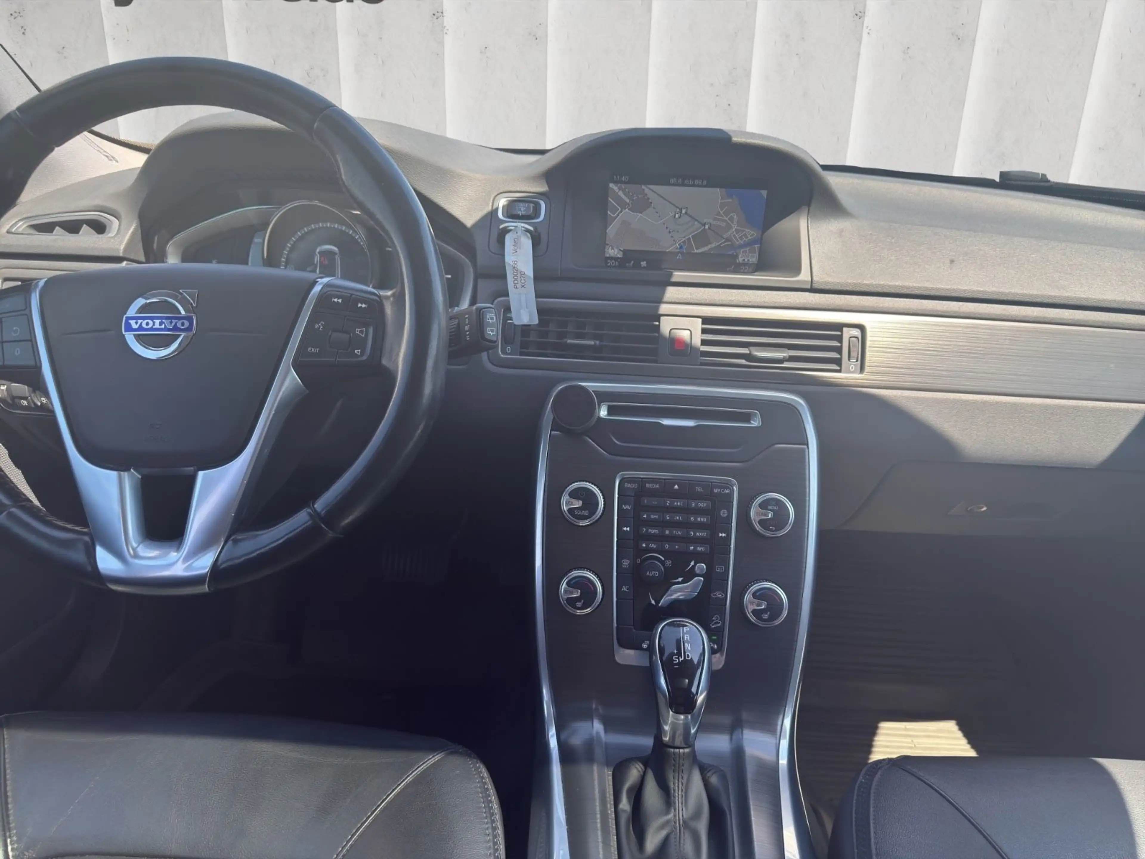 Volvo XC70 Summum AWD*Autom.*Bi-Xenon*Standhzg.*Leder — photo 14
