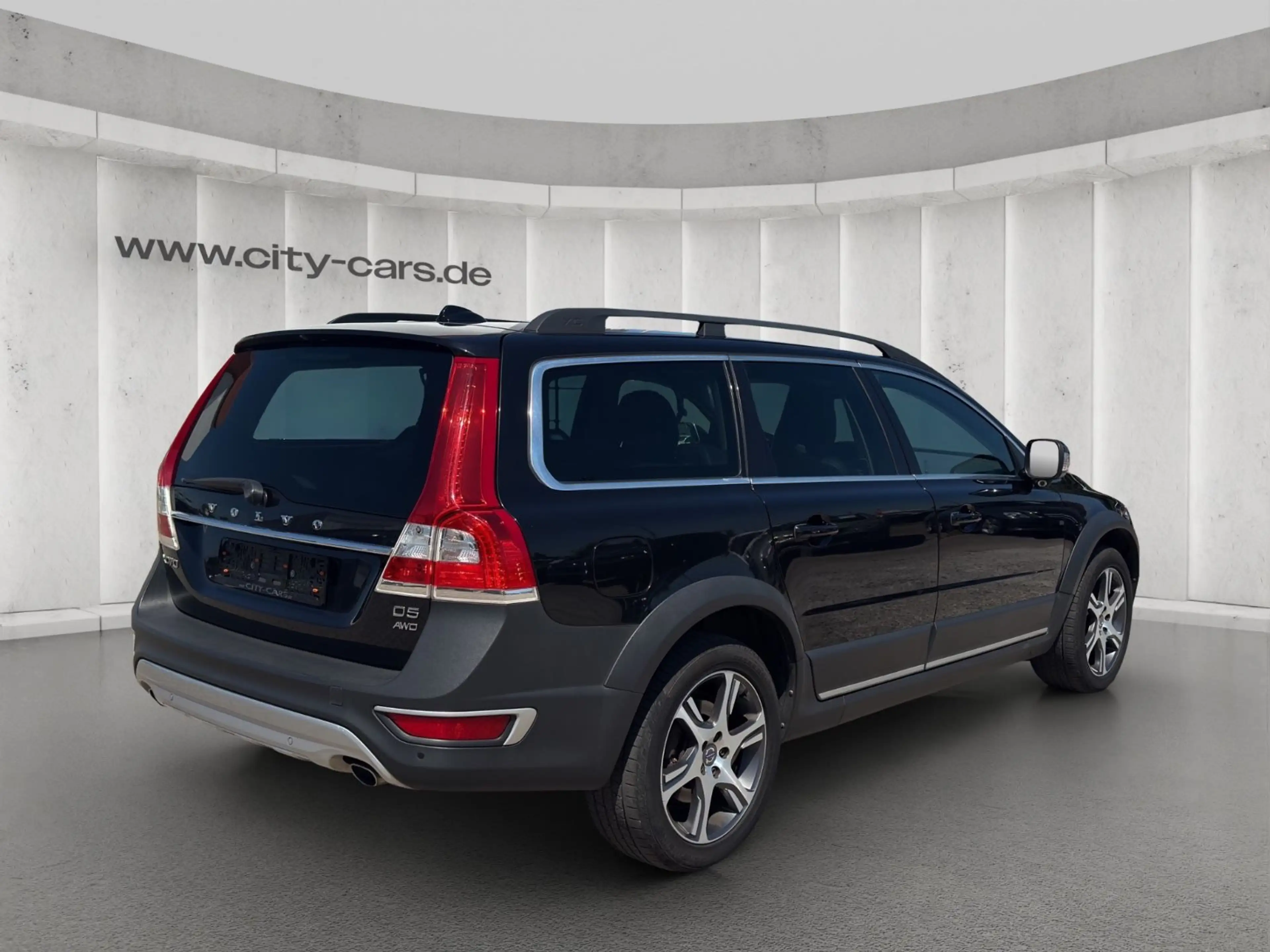 Volvo XC70 Summum AWD*Autom.*Bi-Xenon*Standhzg.*Leder — photo 6