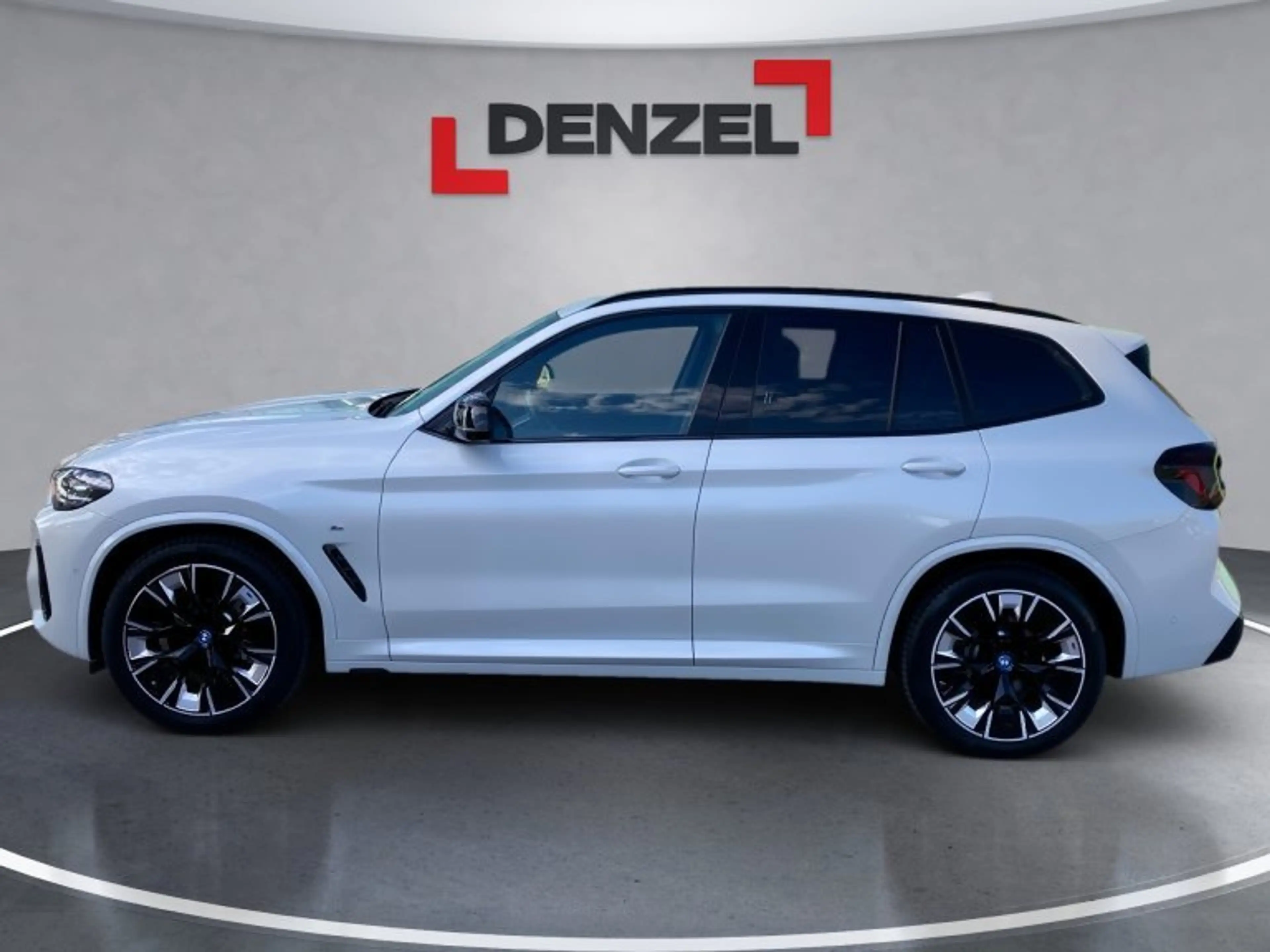 BMW iX3 M 73,8kWh Sport — photo 2