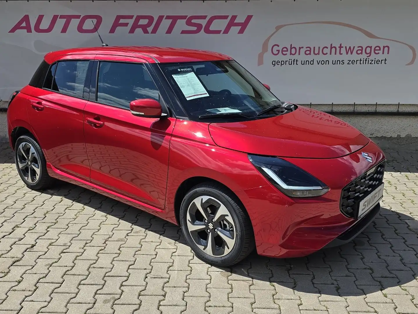 Suzuki Swift COMFORT+ CVT HYBRID Rot - 1