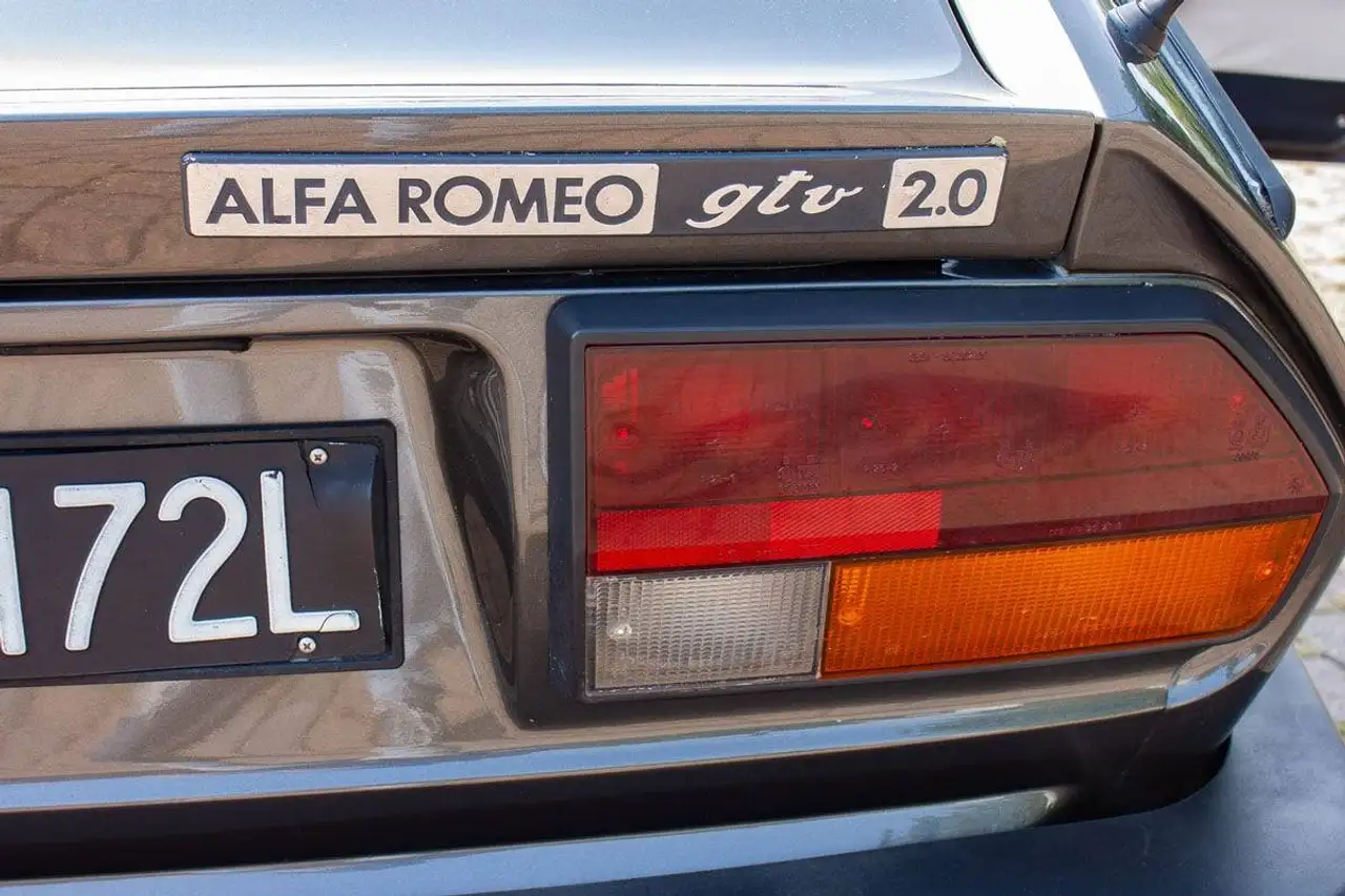 Alfa Romeo GTV 2.0, foto 10