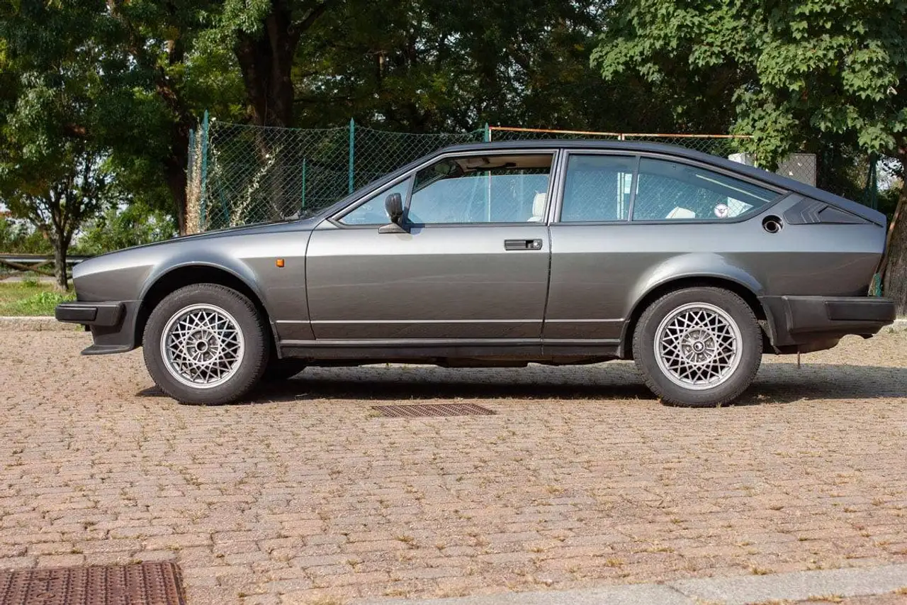 Alfa Romeo GTV 2.0, foto 3