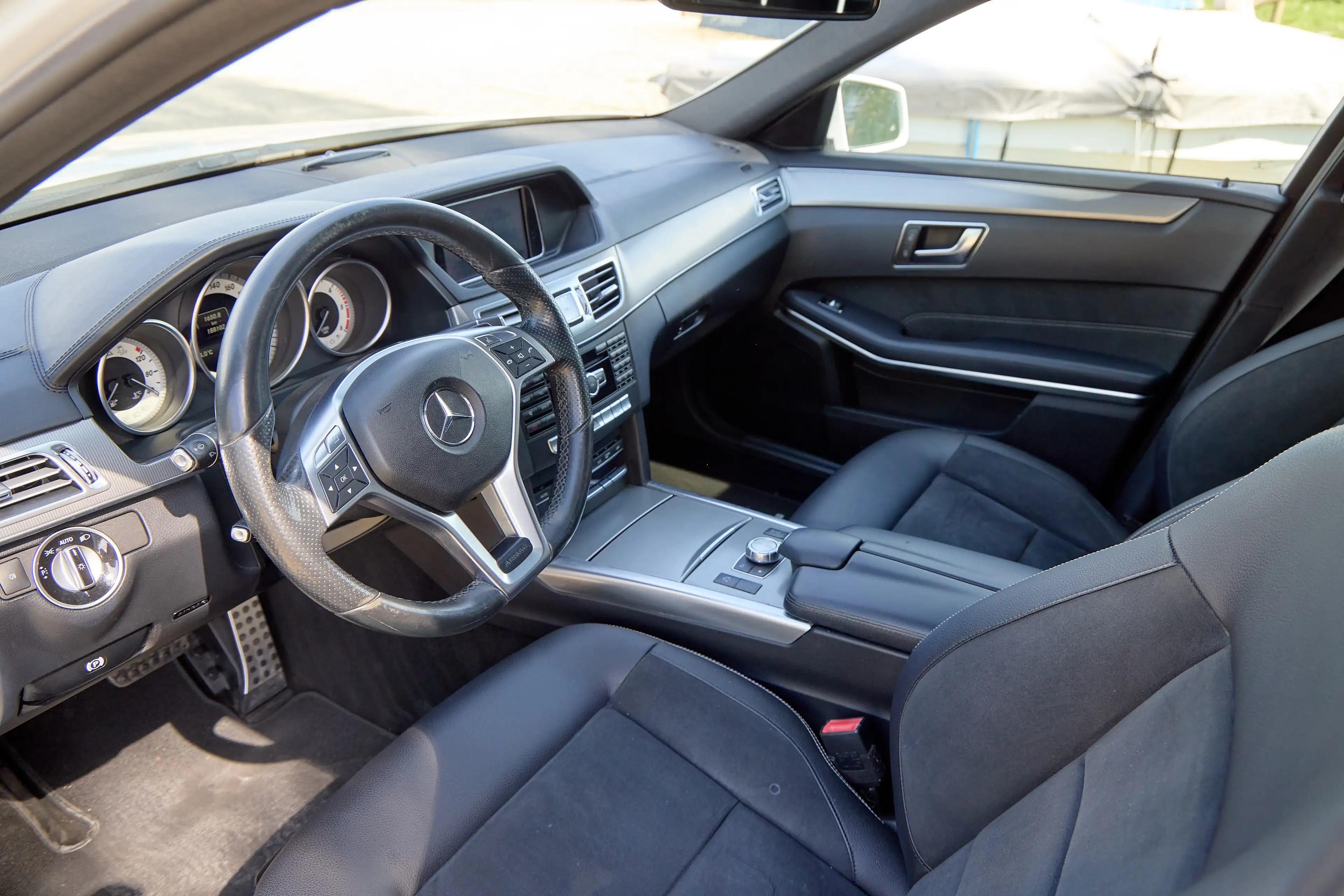 Mercedes-Benz E 250 E 250 T CDI 4Matic 7G-TRONIC Avantgarde — photo 11