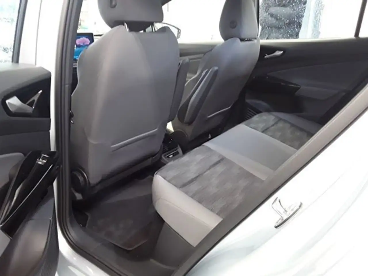 Volkswagen ID.4 PRO 82 kWh +WÄPU +AHK +360° +CARPLAY +LED +ACC +N 7