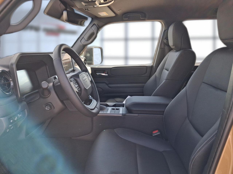 Toyota Land Cruiser Executive — photo 9